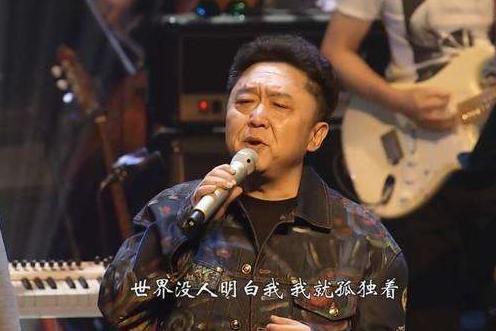 于谦和明星唱摇滚,于谦与明星同台献艺，跨界演绎音乐魅力