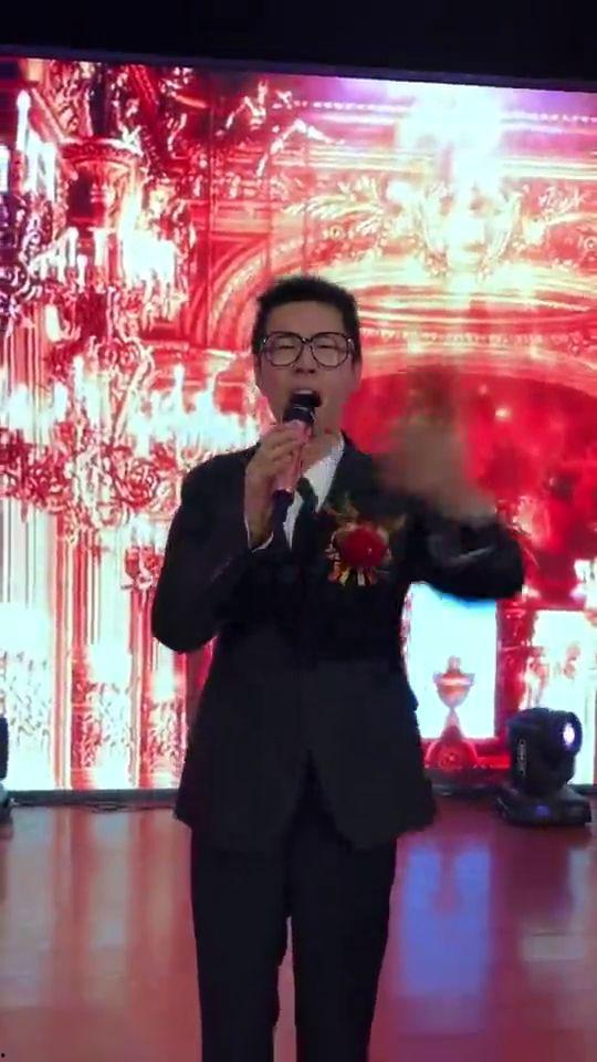 尉氏网红婚庆主持是谁,揭秘婚礼现场的灵魂人物